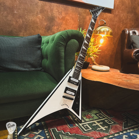 2018 Jackson JS Series Rhoads JS32T in White with Black Bevels