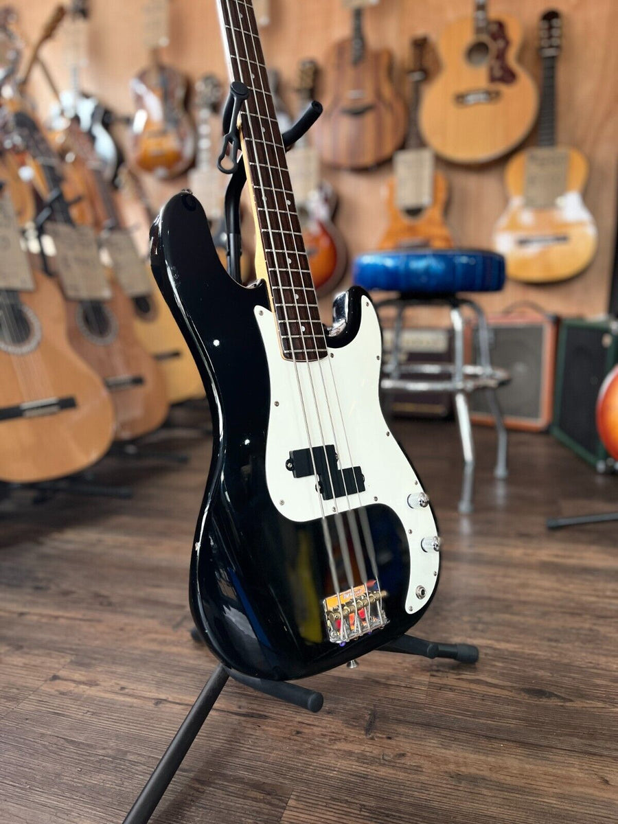 Squier Precision Bass in Black Made in Korea 1989 Life Guitars Co