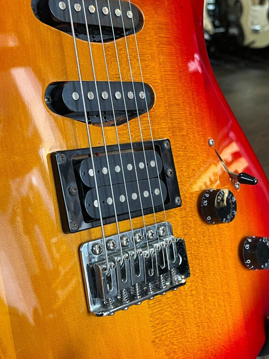 Washburn Maverick Series BT 4 CS HSS Configuration Electric