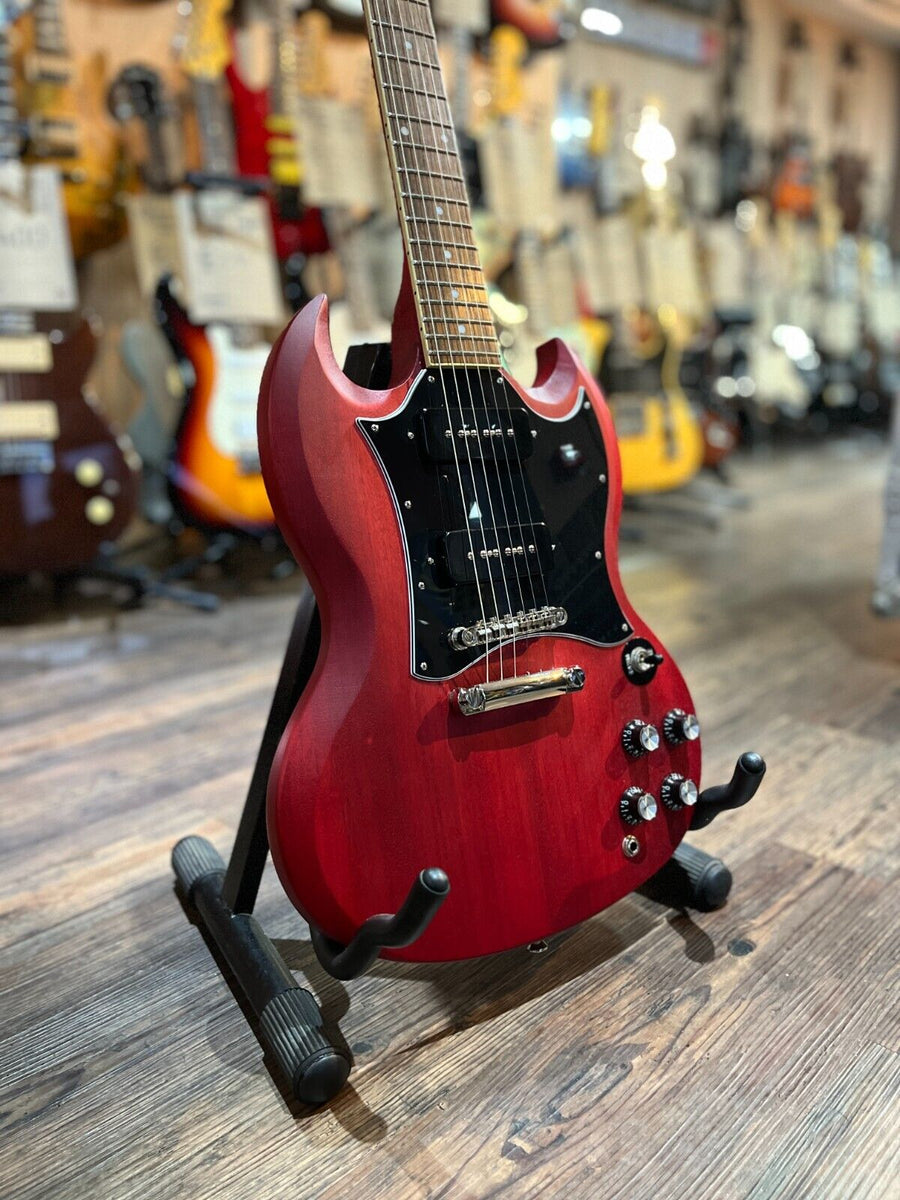 Epiphone SG Classic Worn, Cherry – A Strings
