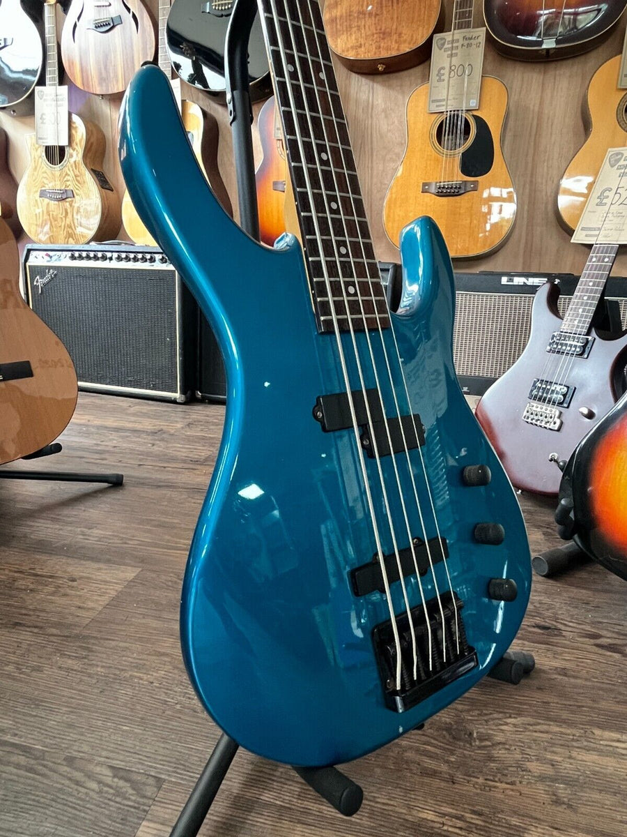 Squier hm outlet bass