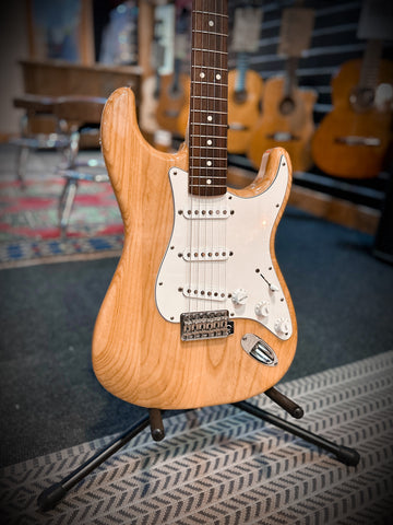 2013 Fender Classic Series 70's Stratocaster Electric Guitar in Natural (MIM)