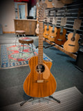 2021 Fender Newporter Player Electro-Acoustic Guitar