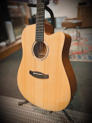 2019 Tanglewood TWR2 Roadster ii Electro-Acoustic Guitar