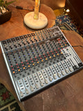 Behringer Xenyx X2222 Mixer