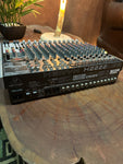 Behringer Xenyx X2222 Mixer