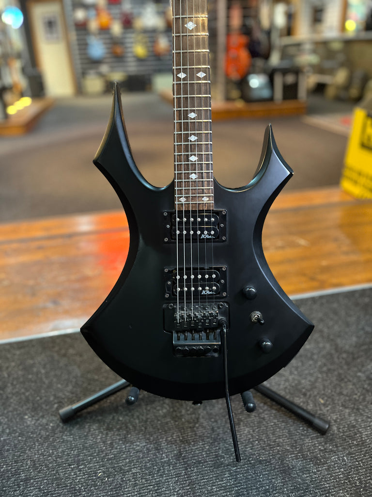 B.C. Rich Virgin (Black) Electric Guitar (with Hardcase) – Life Guitars Co.