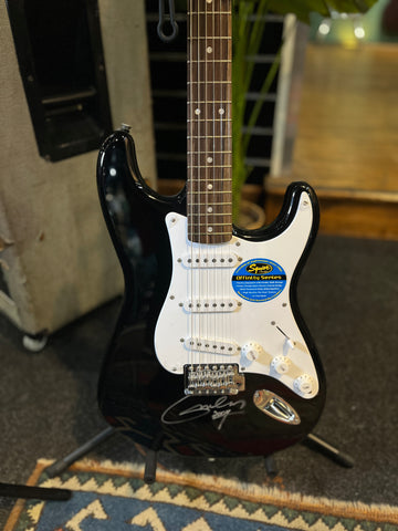 2005 Squier Affinity Stratocaster signed by ERIC CLAPTON (Authentication Included)