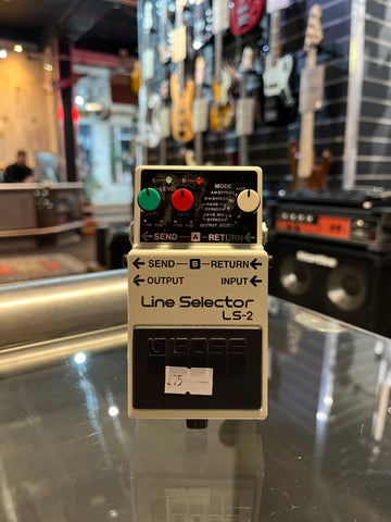 Boss LS-2 Line Selector (with Box)