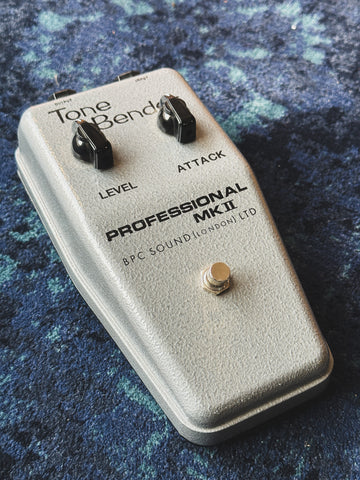 British Pedal Company Vintage Series Professional MKII Tone Bender OC81D Fuzz Effect Pedal