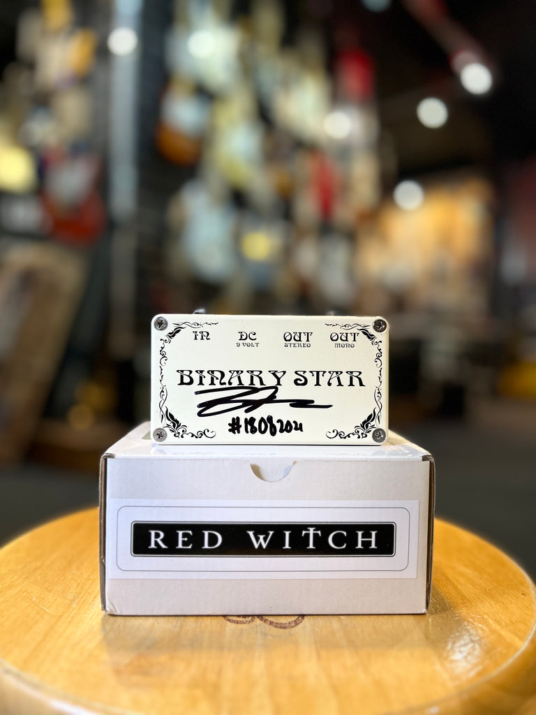 Red Witch Binary Star Delay/Modulation Guitar Effects Pedal (with