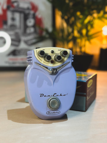 Danelectro DE-1 Dan Echo Delay Pedal (Boxed)