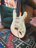 NEW Regent 7 Tri-Phonic 62 in Olympic White (with Hardcase)