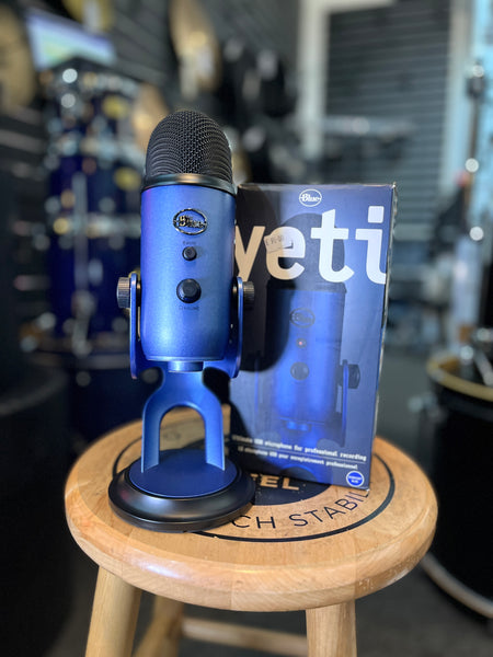 Brand New Blue cheapest Yeti Microphone, Midnight Blue, Professional USB