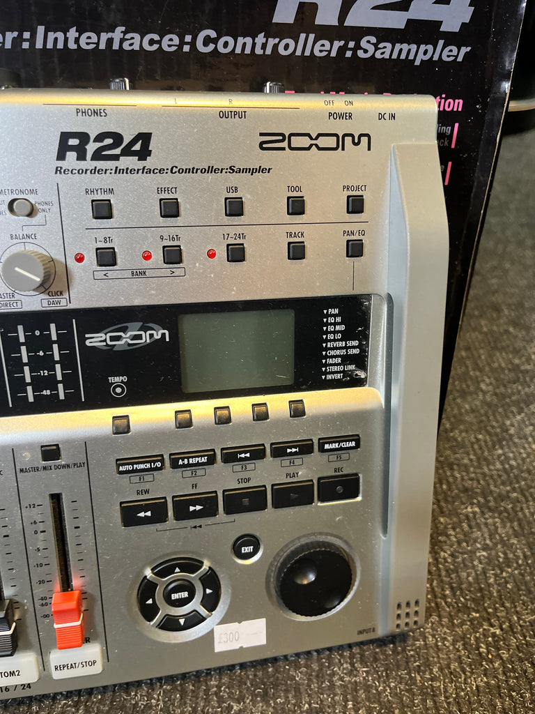 Zoom R24 Recorder (boxed) – Life Guitars Co.