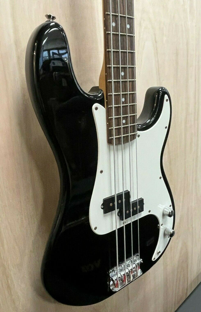 Squier Affinity Series P-Bass Guitar – Life Guitars Co.