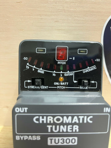 BEHRINGER Chromatic TUNER TU300 Rakuten - ギター