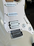 2003 Yamaha Pacifica 112M HSS in Cream/White Electric Guitar