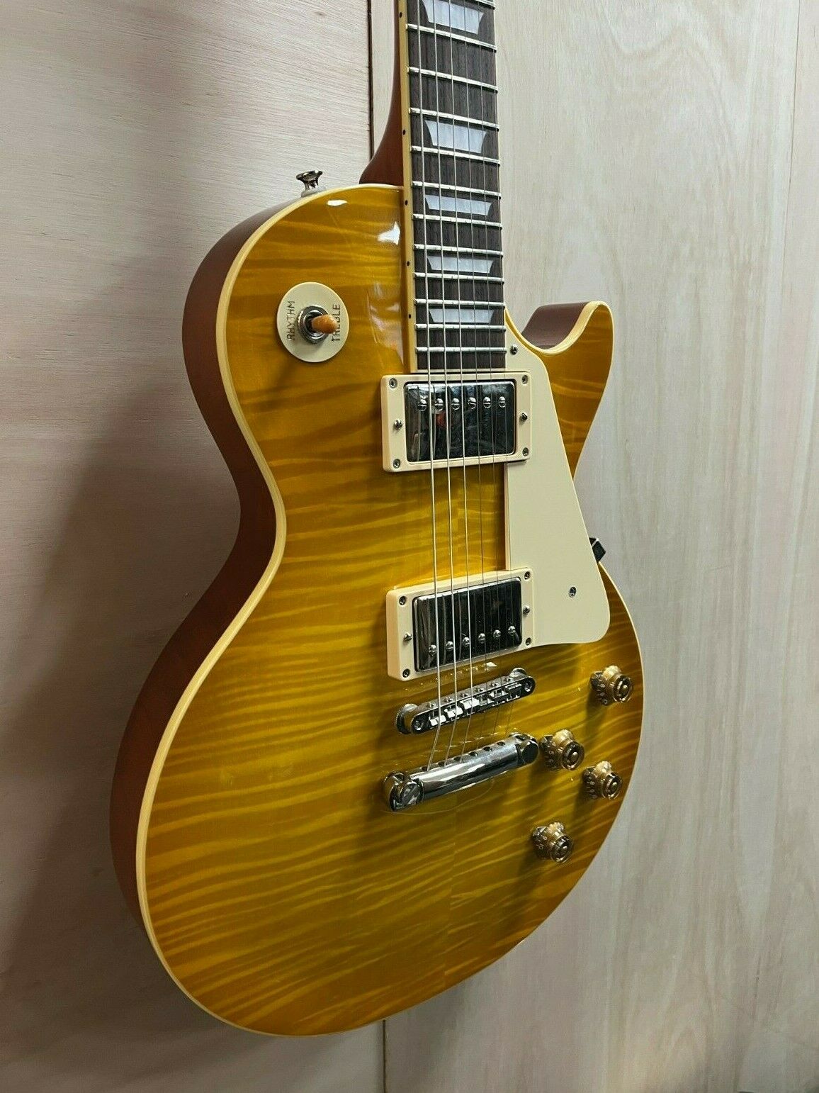 TOKAI Love Rock MODEL レスポールタイプ】の参考買取価格とは