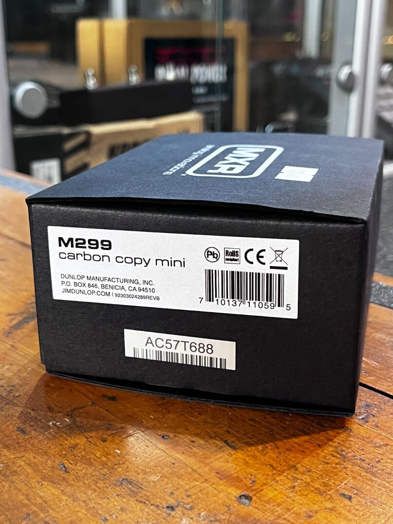 MXR Carbon Copy Mini Analogue Delay Pedal for Electric Guitar